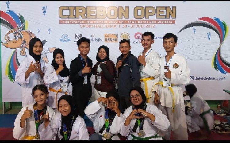 Delegasi Mahasiswa UMC Raih Medali Perak hingga Emas di Cirebon Open Tournament Taekwondo 2022